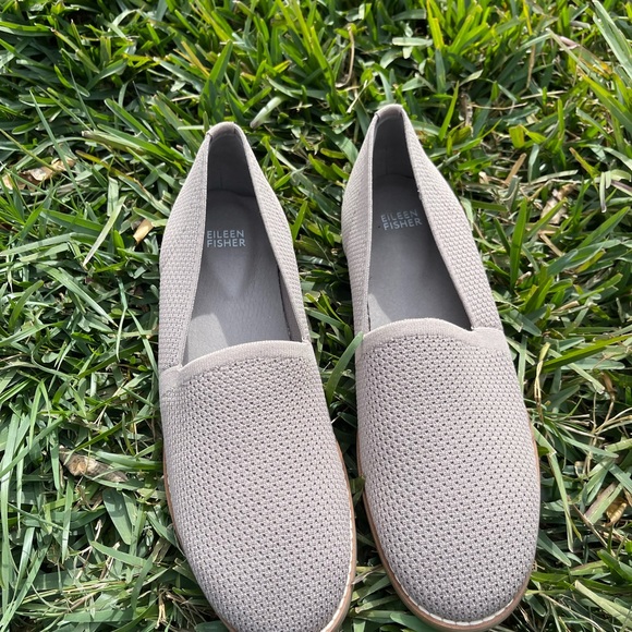 Eileen Fisher Demi Stretch Knit Flat Loafer Slip-On
TAUPE SIZE 10 new - Picture 3 of 10
